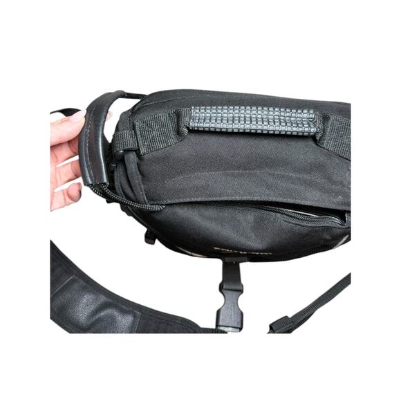 TAMRAC 5745 Velocity 5 Camera Bag Case Padded Shoulder Strap Black DSLR - Picture 8 of 12